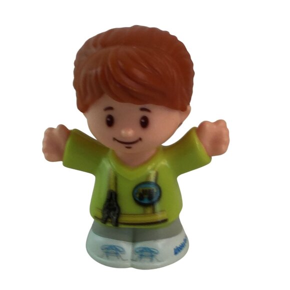 Fisher Price Little People Bus Driver Emily & Hispanic Mom Girl Figures Lot of 2 - Picture 6 of 9